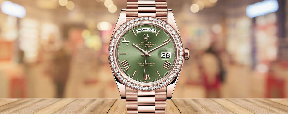 Day shops date rolex gold green