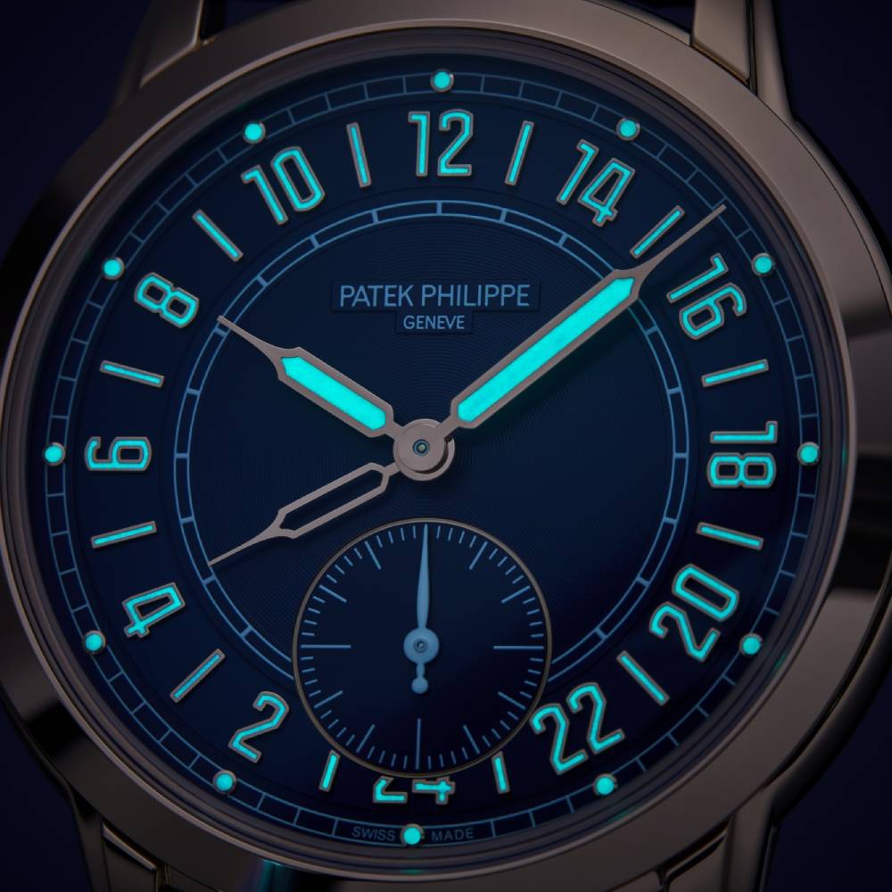 5224R-001 Patek-Philippe Calatrava Travel Time Complications watch dial close up of night luminescent view