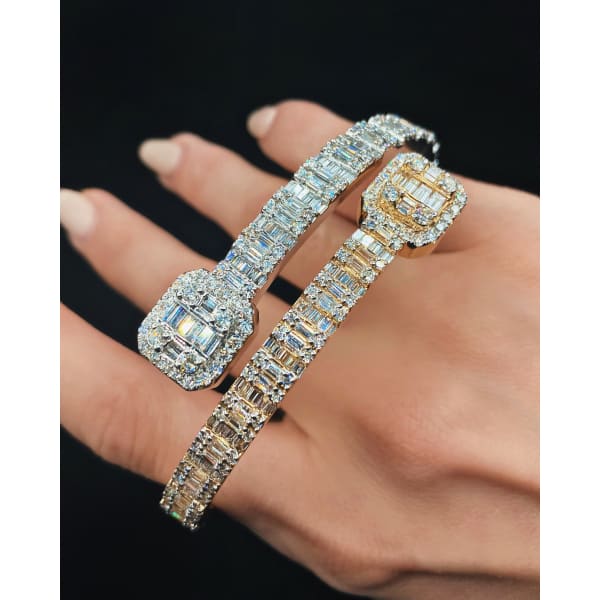 14k Two Tone Diamond Bracelet features 9.56ct of TDW - 