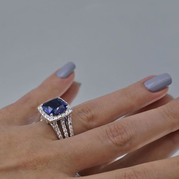 18k White Gold Cocktail Ring w/ 6.5ct. Sapphire & 2.00ct. Diamonds, side