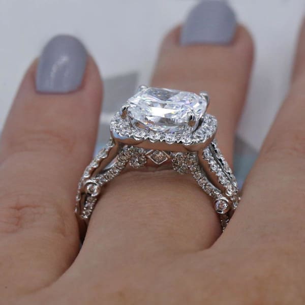 18k White Gold Engagement Ring with Diamonds 6.48ct, side
