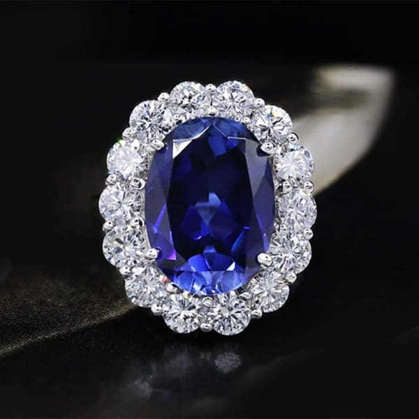 Fantastic Blue Sapphire and Diamonds on sides Ring DS-21005