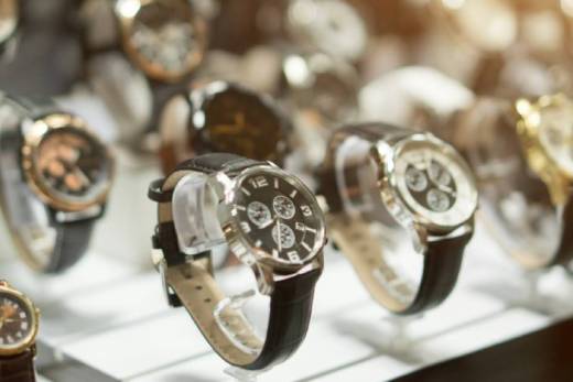 Get a Fast Loan Using Your Luxury Watch as Collateral