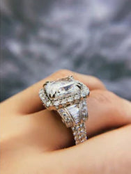 white-gold-engagement-ring
