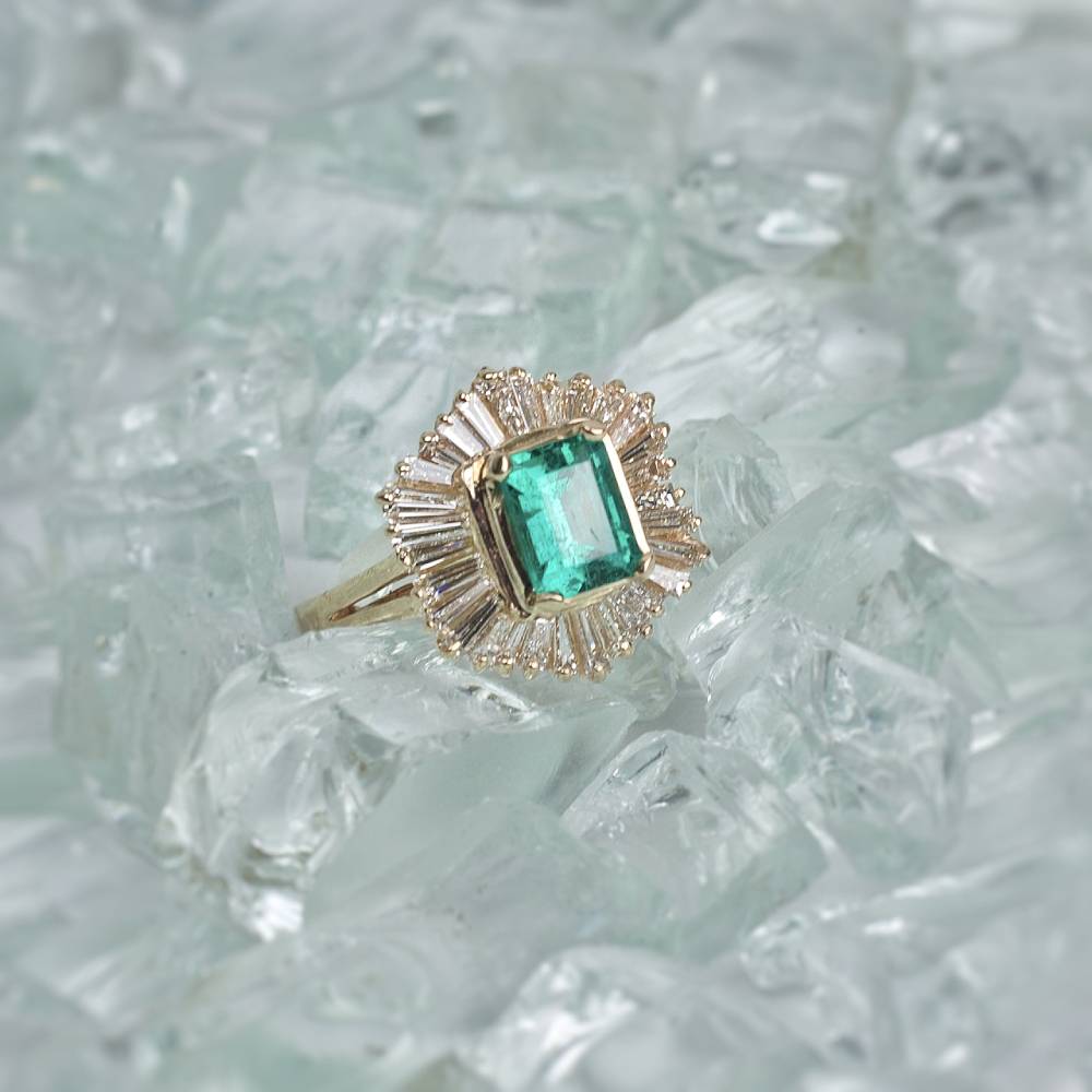 2.00 ct Green Emerald Fashion Ring in 14k Yellow Gold, RN-172000