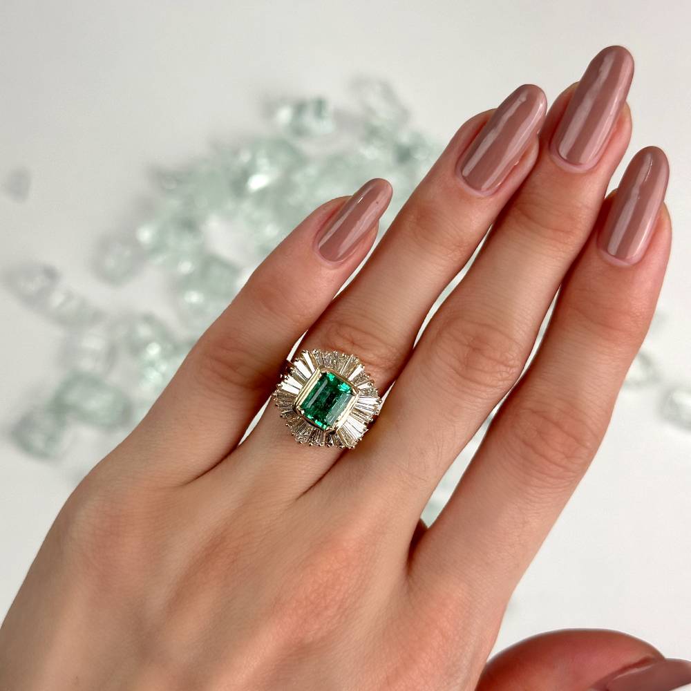 2.00 ct Green Emerald Fashion Ring in 14k Yellow Gold, RN-172000