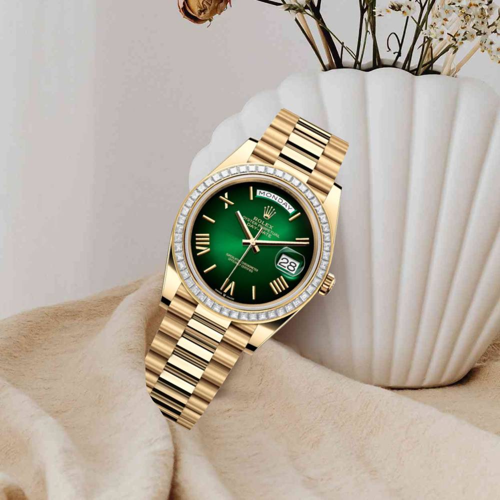 2024 Release Rolex Day-Date 40 mm | 18k yellow gold President bracelet | Green ombré dial Diamond bezel | Men's Watch 228398TBR