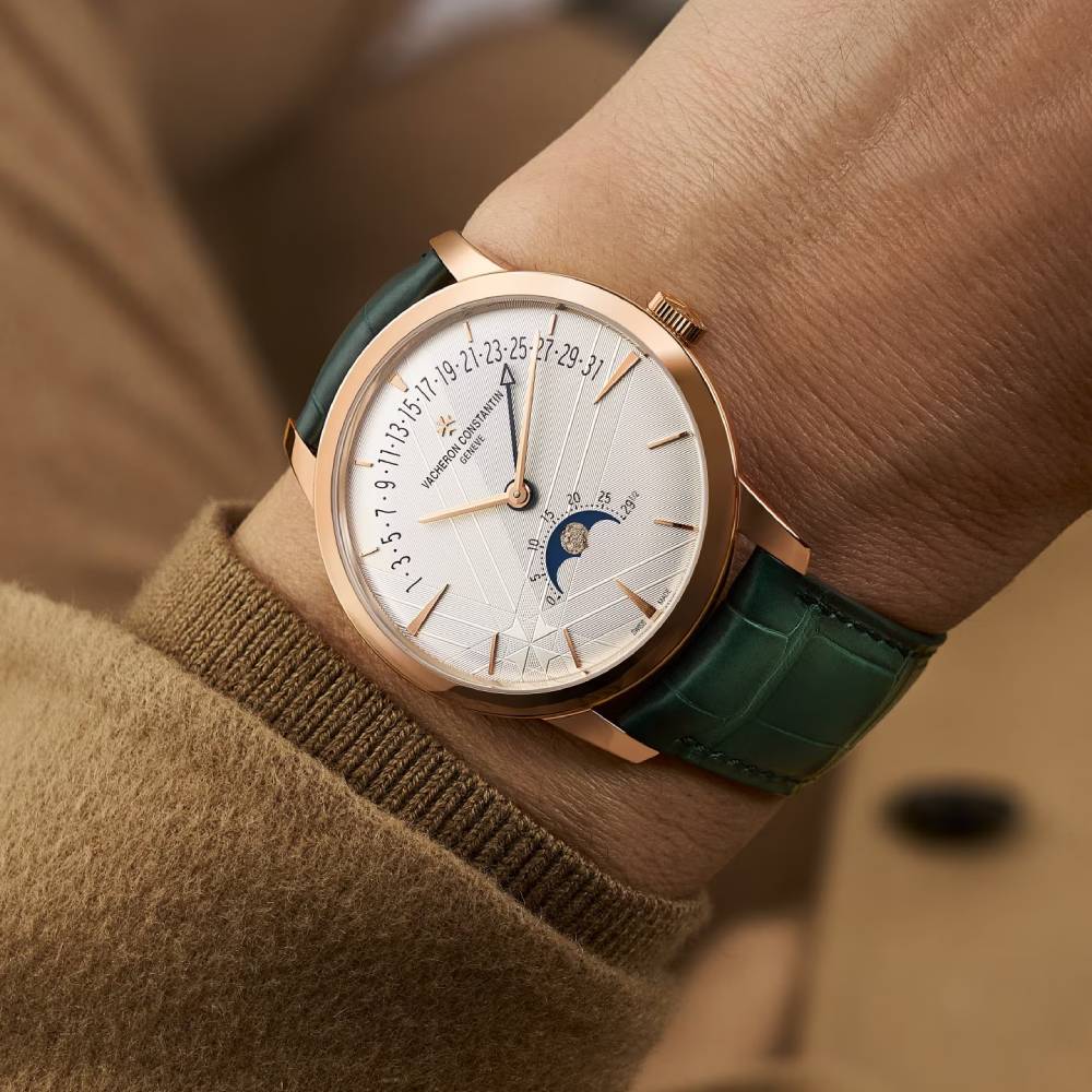 2025 Model Vacheron Constantin Patrimony Moon Phase Retrograde Date 270th Anniversary 42mm - Ref: 4010U/000R-H117 Silver Dial in 18k Rose Gold Case, Green Leather