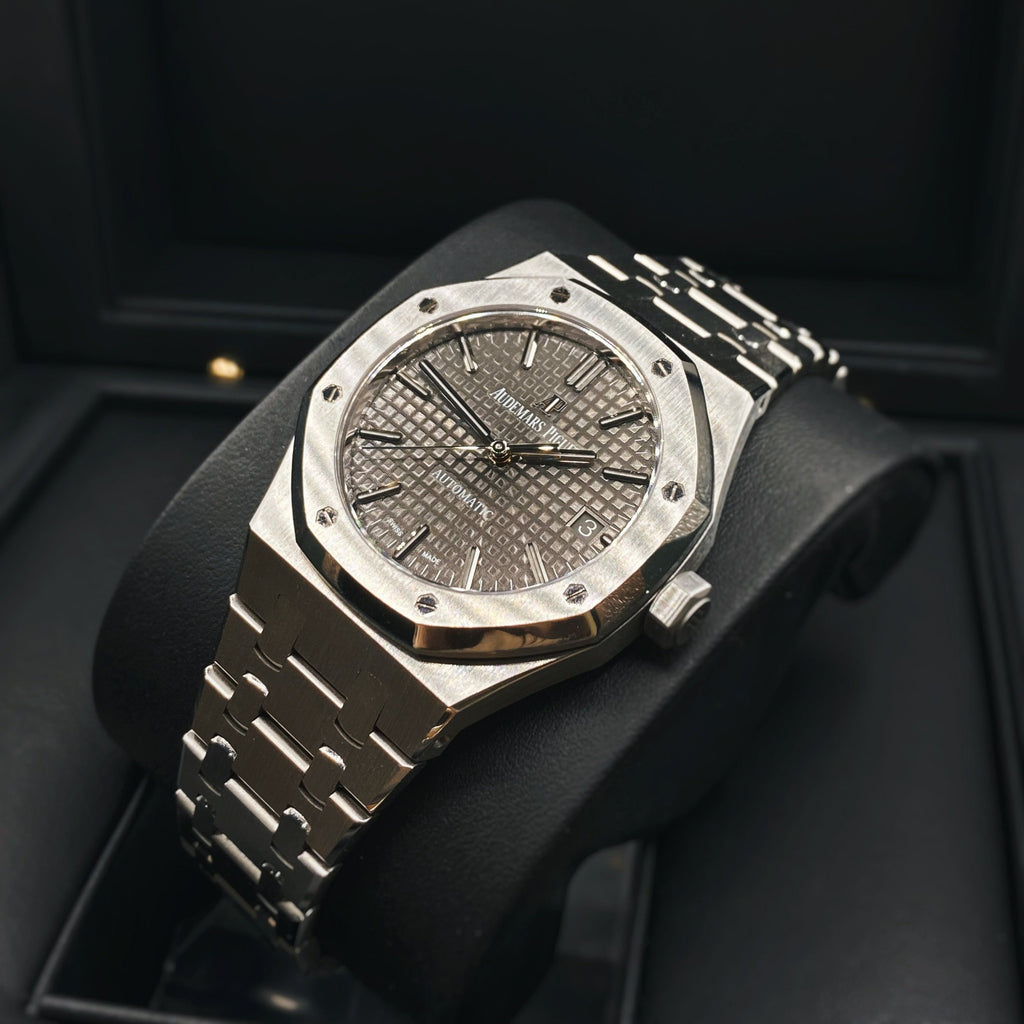 Audemars Piguet Royal Oak 37 mm | Stainless steel Bracelet | Grey Dial | Ladies Watch Ref. 15450ST.OO.1256ST.02