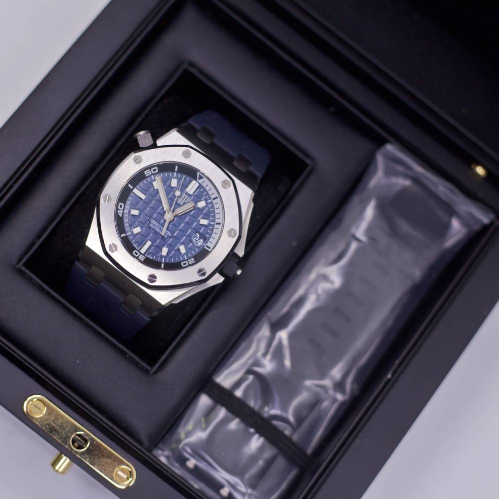 Audemars Piguet Royal Oak Offshore 42 mm | Blue rubber strap | Blue Dial | Mens Watch, Ref. 15720ST.OO.A027CA.01