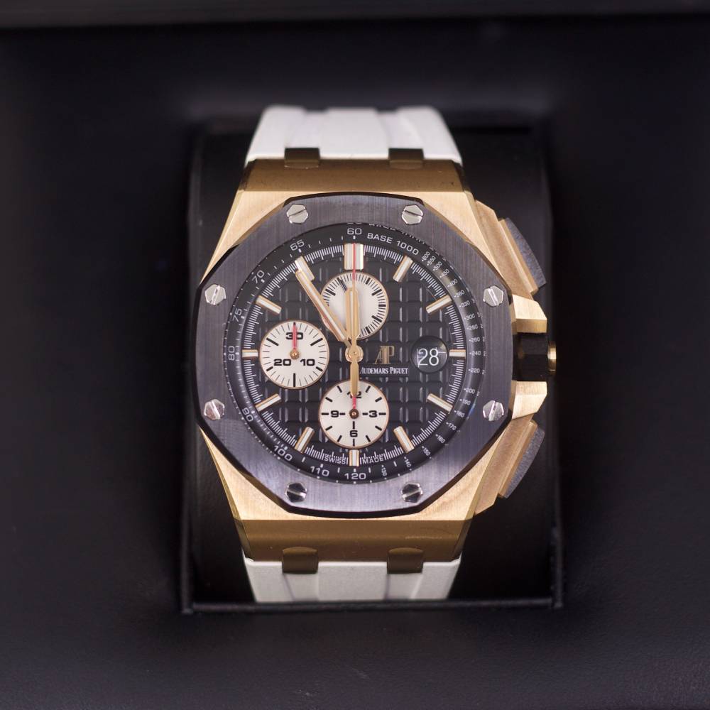 Audemars Piguet Royal Oak Offshore Chronograph 44 mm, White rubber strap, Black Dial, 18k Rose Gold Case | Mens Watch, Ref. 26401RO.OO.A002CA.01