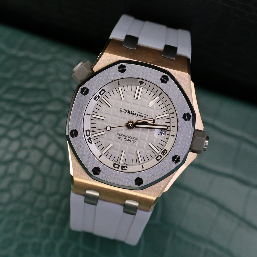 Audemars Piguet Royal Oak Offshore Diver 42 mm "Japan" Limited Edition | Grey rubber strap | Grey Dial | 18k Rose Gold Case | Mens Watch, Ref. 15711OI.OO.A006CA.01