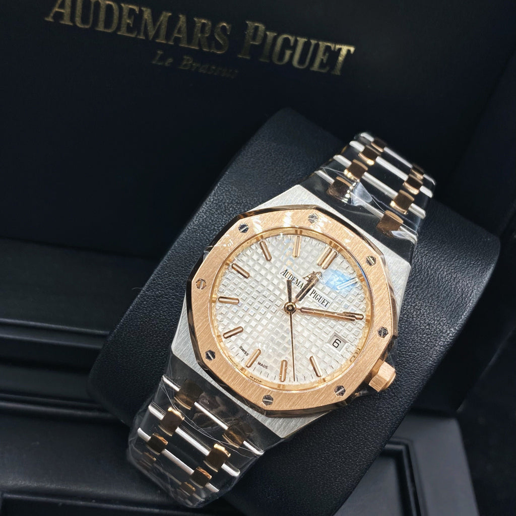 Audemars Piguet Royal Oak Selfwinding 34 mm | Stainless steel Bracelet | Silver-toned Dial | Mens Watch, Ref. 77350SR.OO.1261SR.01