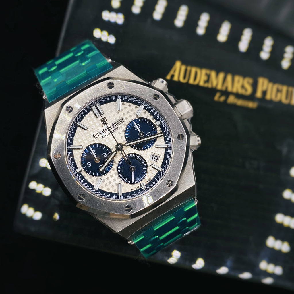 Audemars Piguet Royal Oak Selfwinding Chronograph 38 mm | Stainless steel Bracelet | Silver-toned Dial | Mens Watch, Ref. 26315ST.OO.1256ST.01