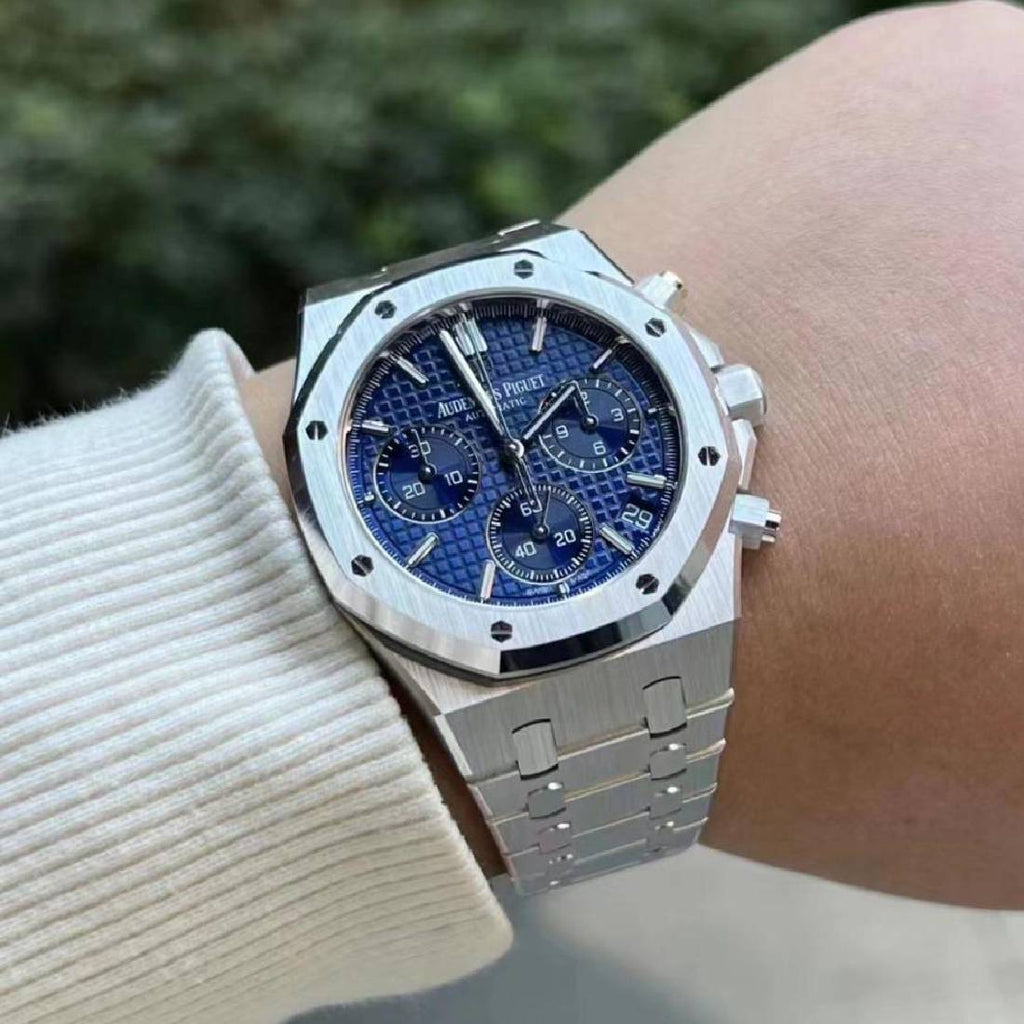 Audemars Piguet Royal Oak Selfwinding Chronograph 41 mm | 18k White Gold Bracelet | Blue “Grande Tapisserie” Dial | Mens Watch, Ref. 26239BC.OO.1220BC.01