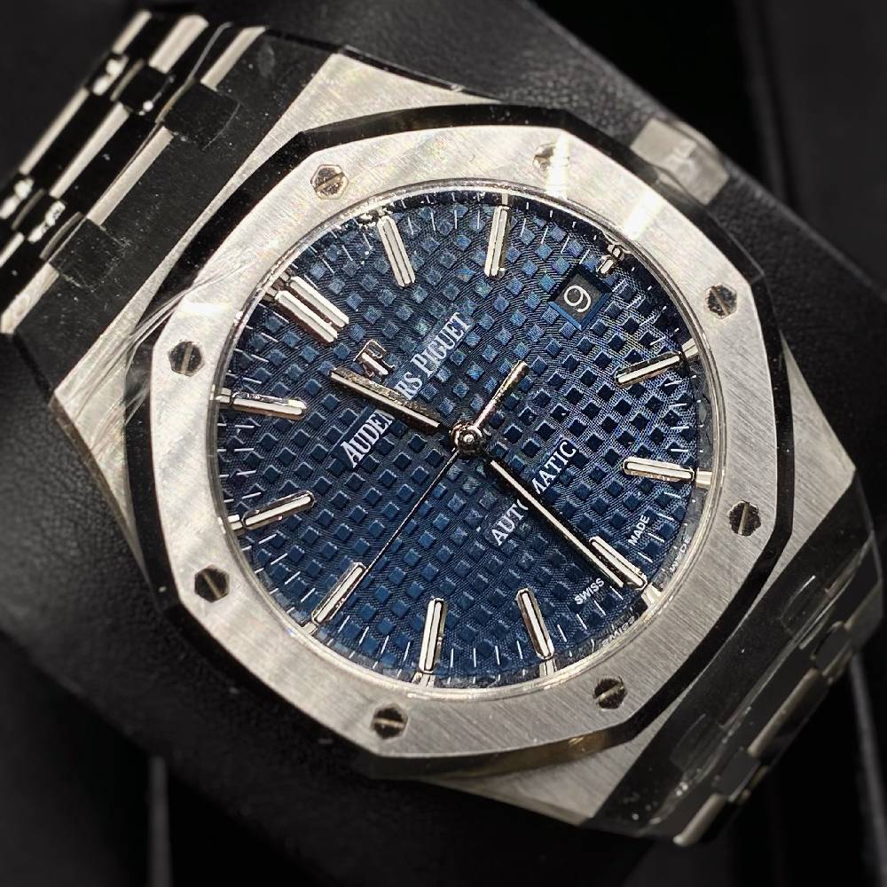 Audemars Piguet Royal Oak 37 mm | Stainless steel Bracelet | Blue Dial | Ladies Watch Ref. 15450ST.OO.1256ST.03