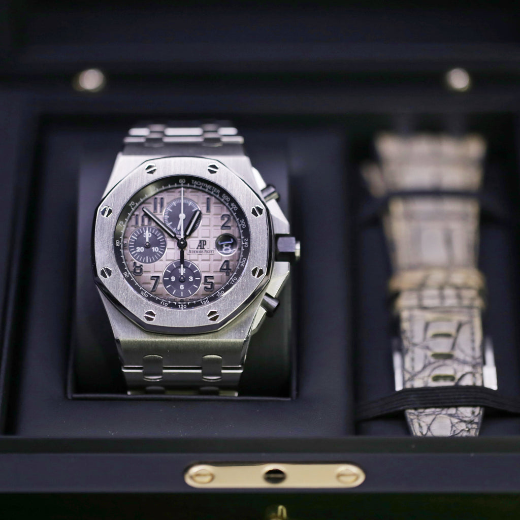 Audemars Piguet Royal Oak Offshore Chronograph 42 mm | Platinum Bracelet | Grey Dial | Platinum Case | Mens Watch, Ref. 26470PT.OO.1000PT.01