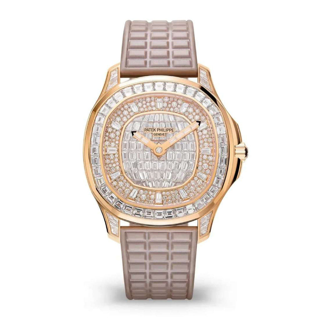Patek Philippe Aquanaut Luce 38.8 mm | Pearly beige “Tropical” composite rubber strap | Diamond dial Diamond bezel | 18k Everose gold Case Ladies Watch 5062/450R-001