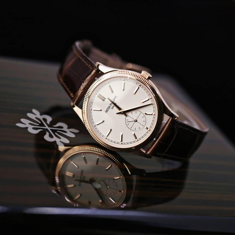 Patek Philippe Calatrava 39mm Watch - Ref: 6119R-001 - Silver Dial & Guilloche Bezel in 18K Rose Gold Shiny Chocolate Brown Alligator Strap