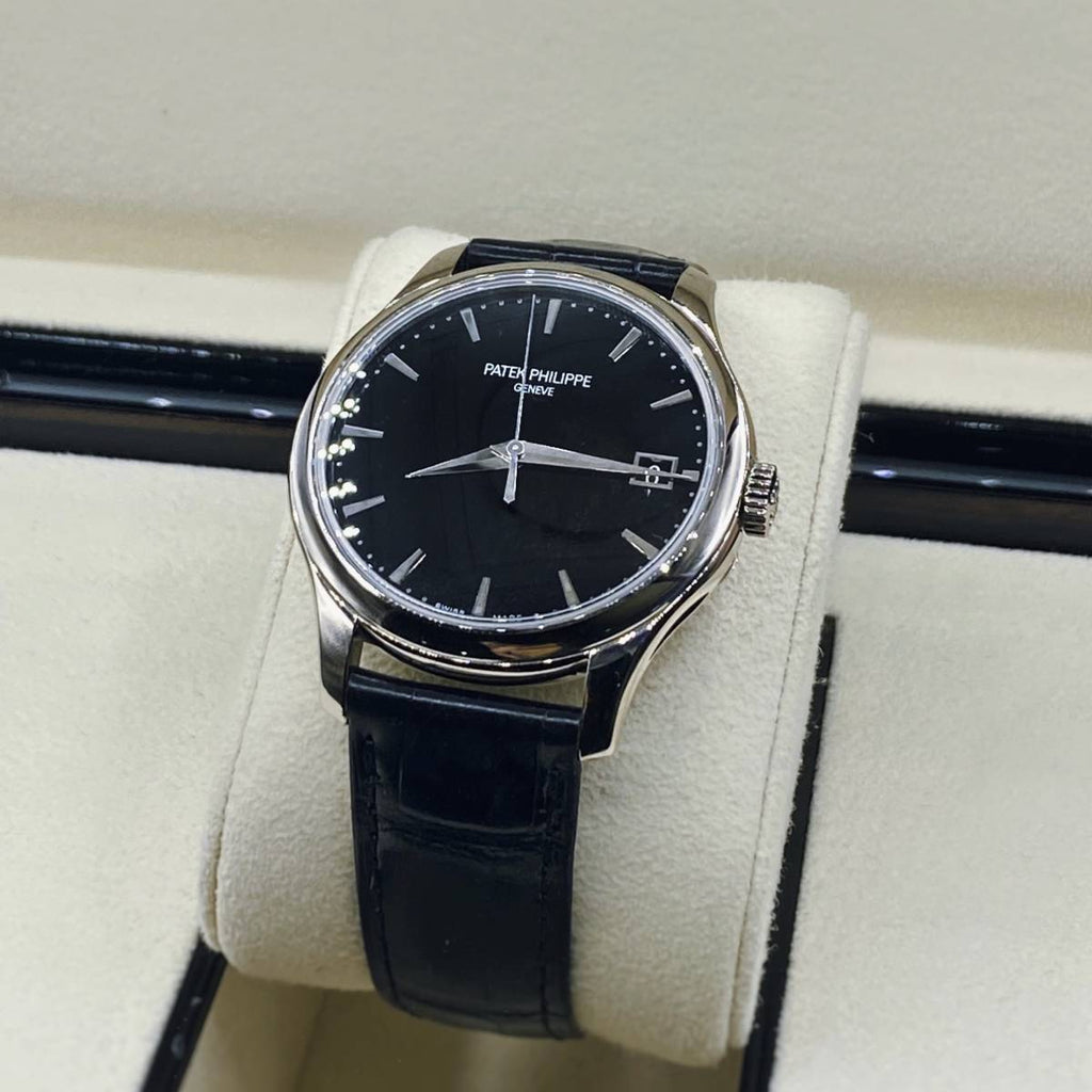 Patek Philippe Calatrava 18k White Gold 5227G-010 with Black Lacquered dial Watch