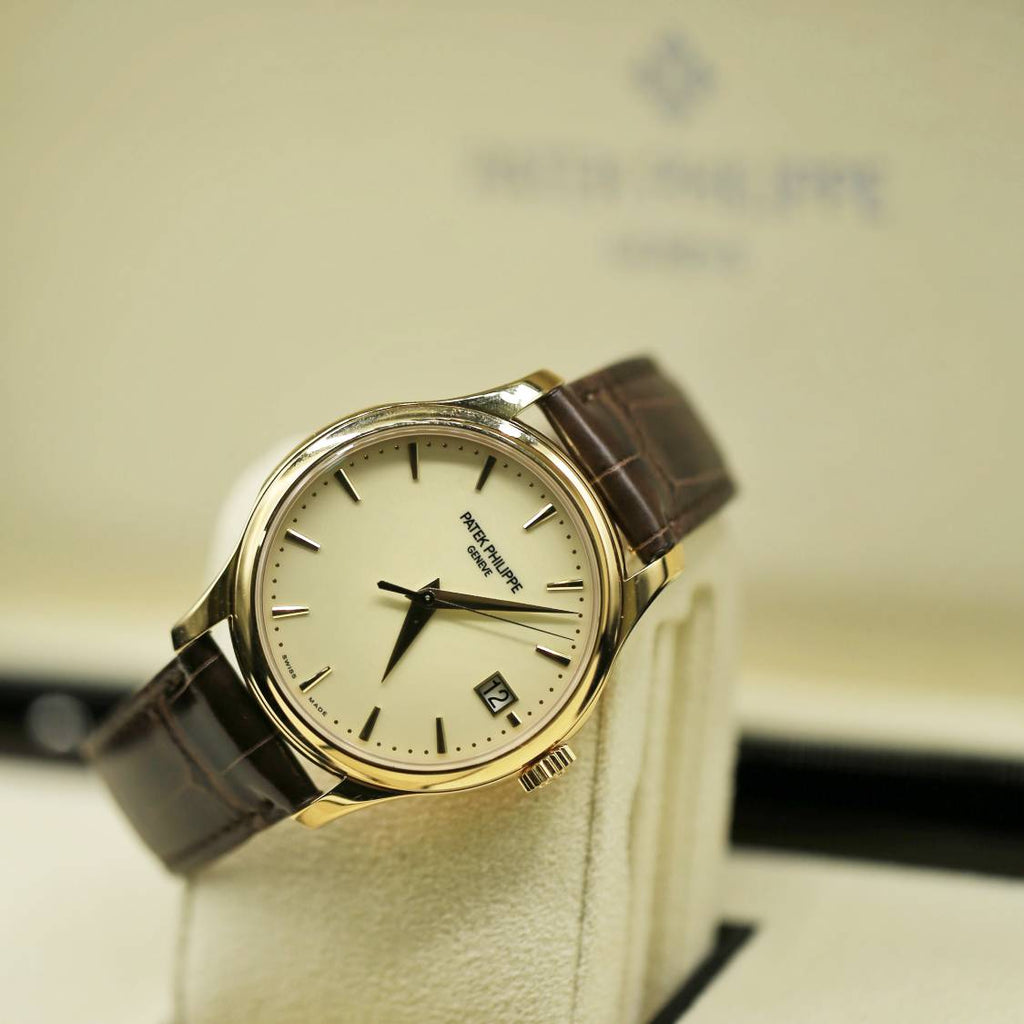 Patek Philippe Calatrava 18k Yellow Gold 5227J-001 with Ivory Lacquered dial Watch