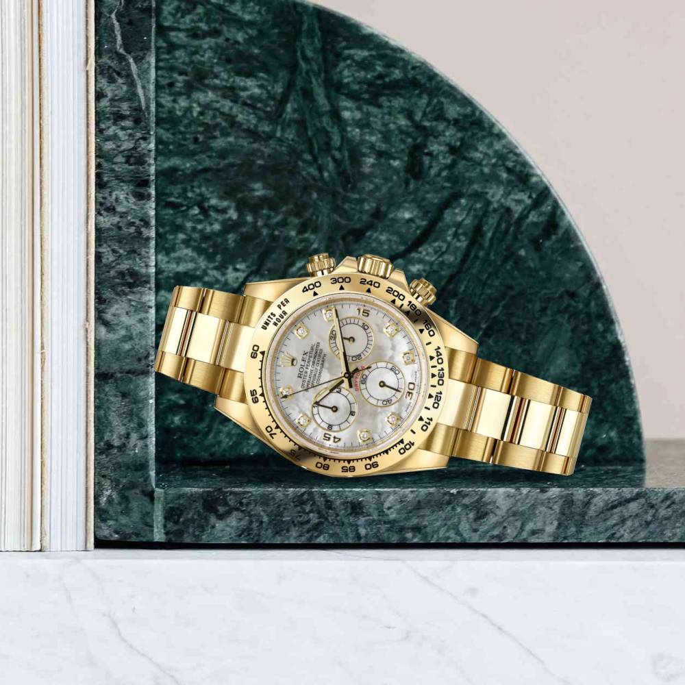 Rolex Cosmograph Daytona 40mm - Ref: 116508-0007 - White mother of Pearl Diamond Dial, 18K Yellow Gold Oyster Bracelet Men's Watch