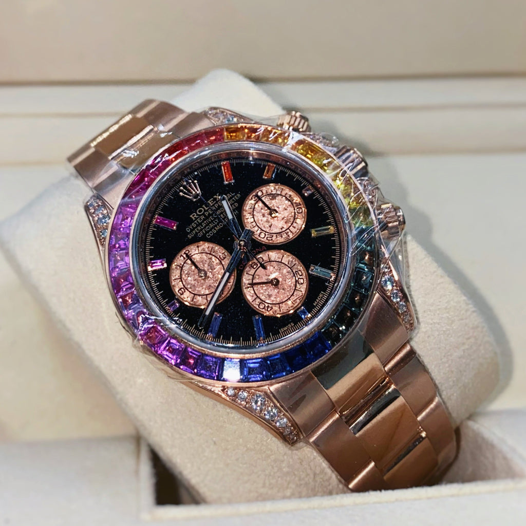 Rolex Cosmograph Daytona Rainbow 40 mm | 18k Everose gold Oyster bracelet | Aftermarket Black Sapphire dial Aftermarket bezel | Men's Watch 116505 bk