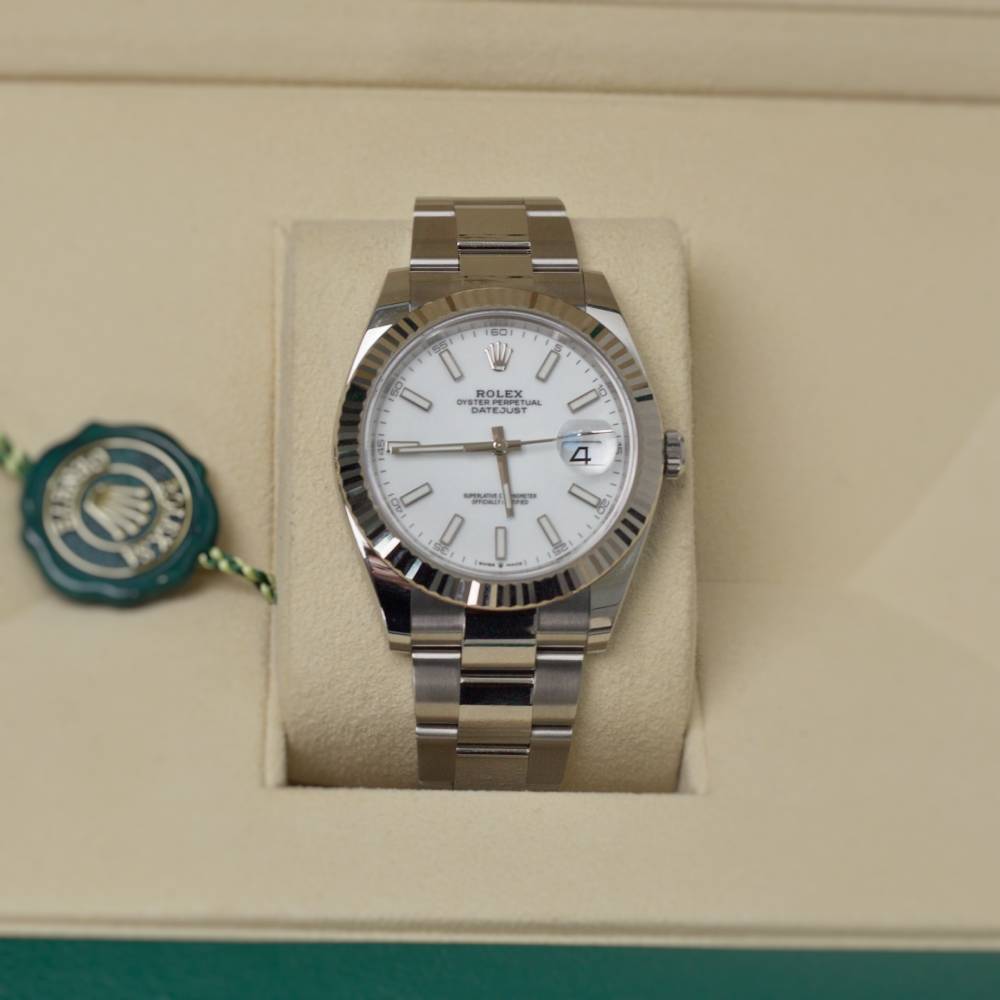 Rolex Datejust 41mm - Ref: 126334-0009 - White Dial, Stainless Steel Oyster Bracelet Men's Watch