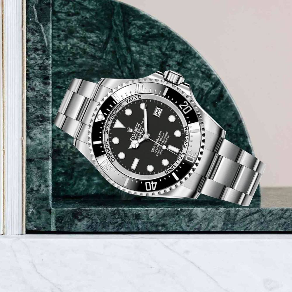 Rolex Deepsea / Sea Dweller 44mm - Ref: 136660-0004 - Black Dial & Ceramic Bezel, Stainless Steel Oyster Bracelet Watch