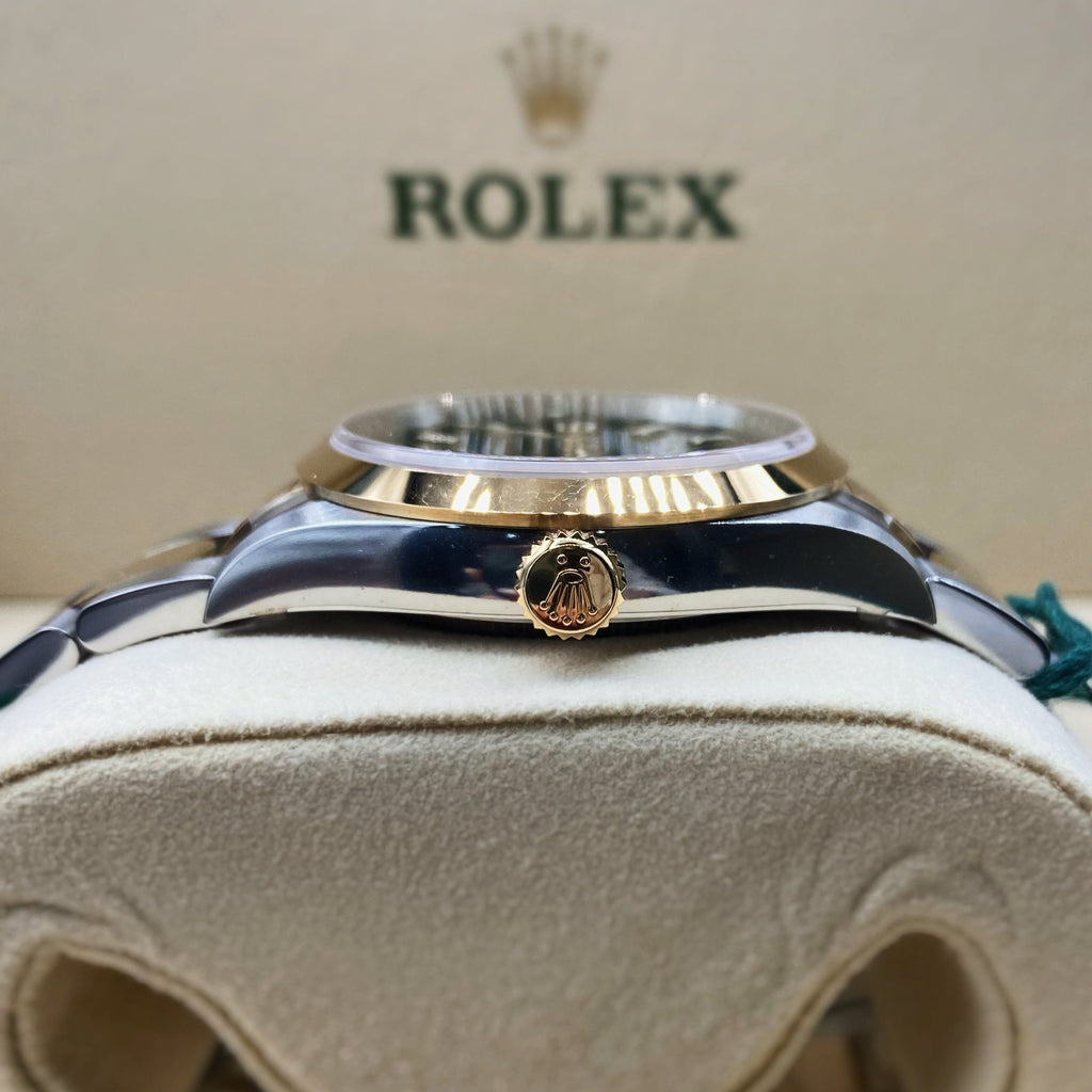 Rolex Explorer 36mm | Two-Tone 18k Yellow gold and Stainless steel Oyster bracelet | Black dial Smooth bezel | Case Men's Watch 124273-0001