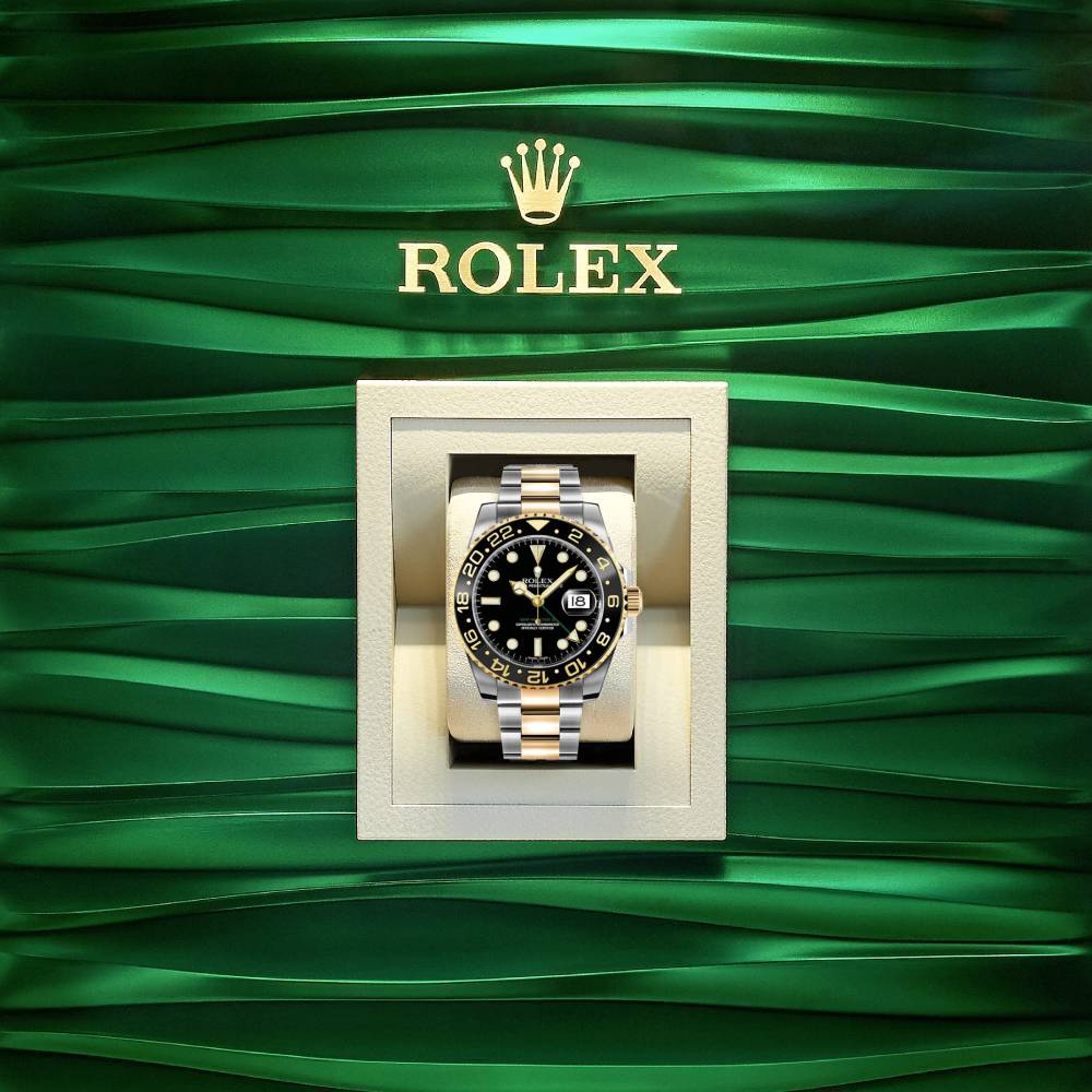 Rolex GMT-Master II 40mm - Ref: 116713LN - Black Dial & Black Bezel, Two Tone Stainless Steel & 18K Yellow Gold Oyster Bracelet Men's Watch