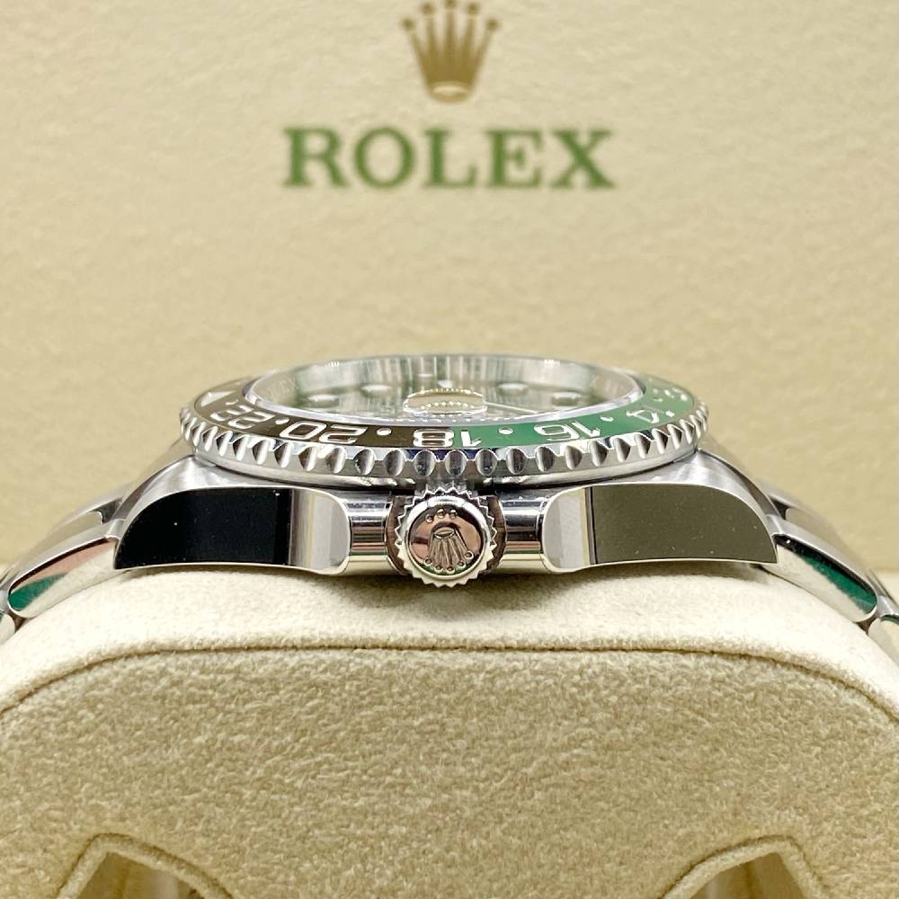 Rolex GMT-Master II "Sprite" 40mm - Ref: 126720VTNR - Black Dial, Green & Black Bezel, Stainless Steel Oyster Bracelet Men's Watch