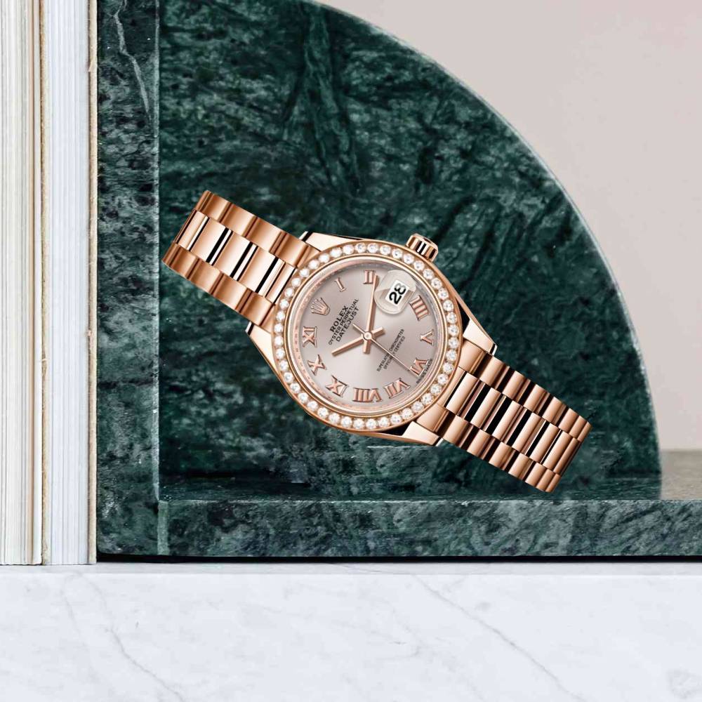 Rolex Lady Datejust 28mm - Ref: 279135rbr srp - Sundust Dial & Diamond Bezel, 18K Rose Gold Oyster Bracelet Women's Watch