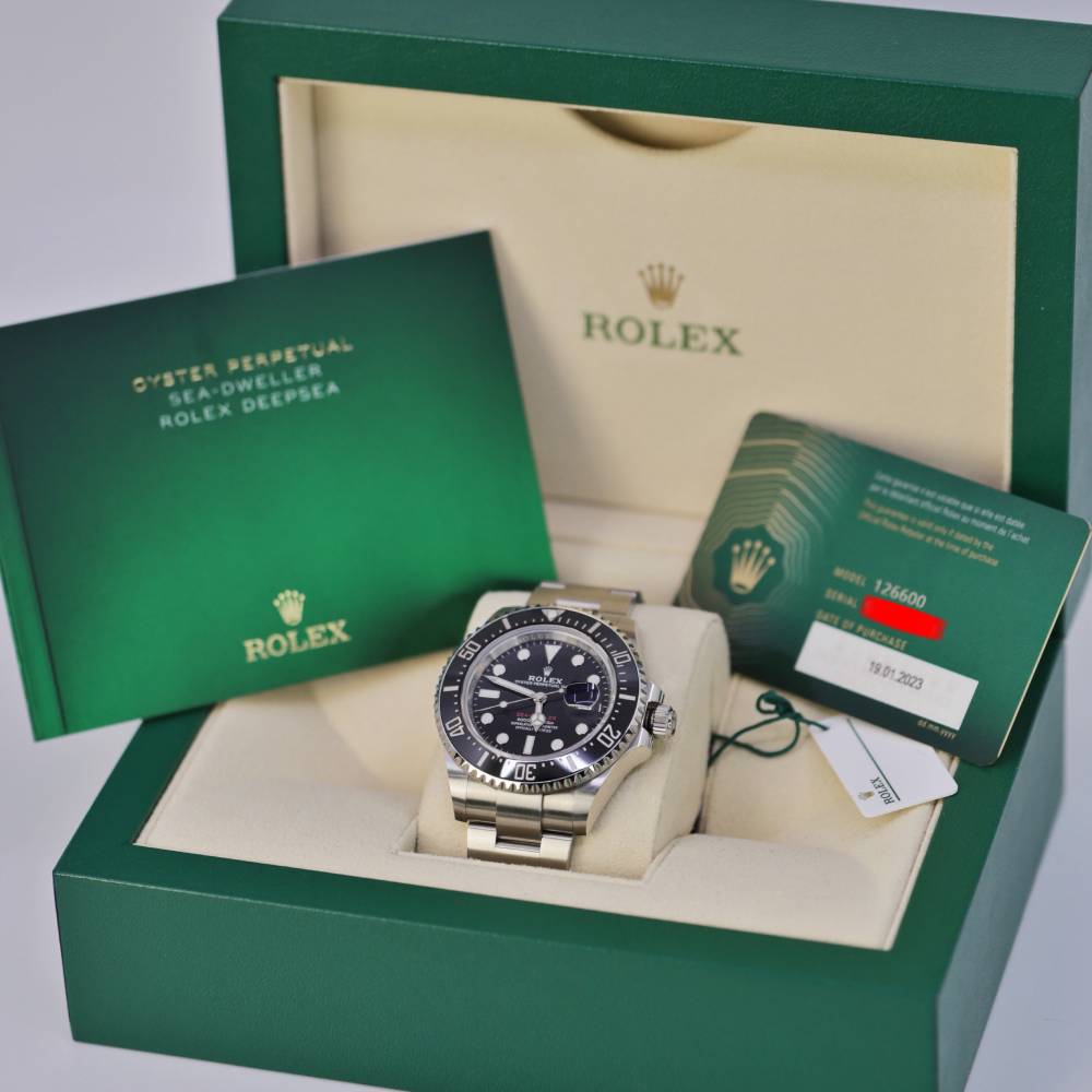 Rolex Sea Dweller 43mm - Ref: 126600-0001 - Black Dial, Stainless Steel Oyster Bracelet Watch