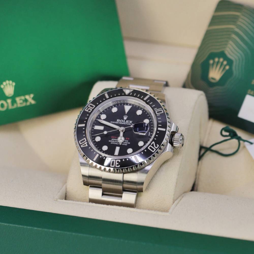 Rolex Sea Dweller 43mm - Ref: 126600-0001 - Black Dial, Stainless Steel Oyster Bracelet Watch