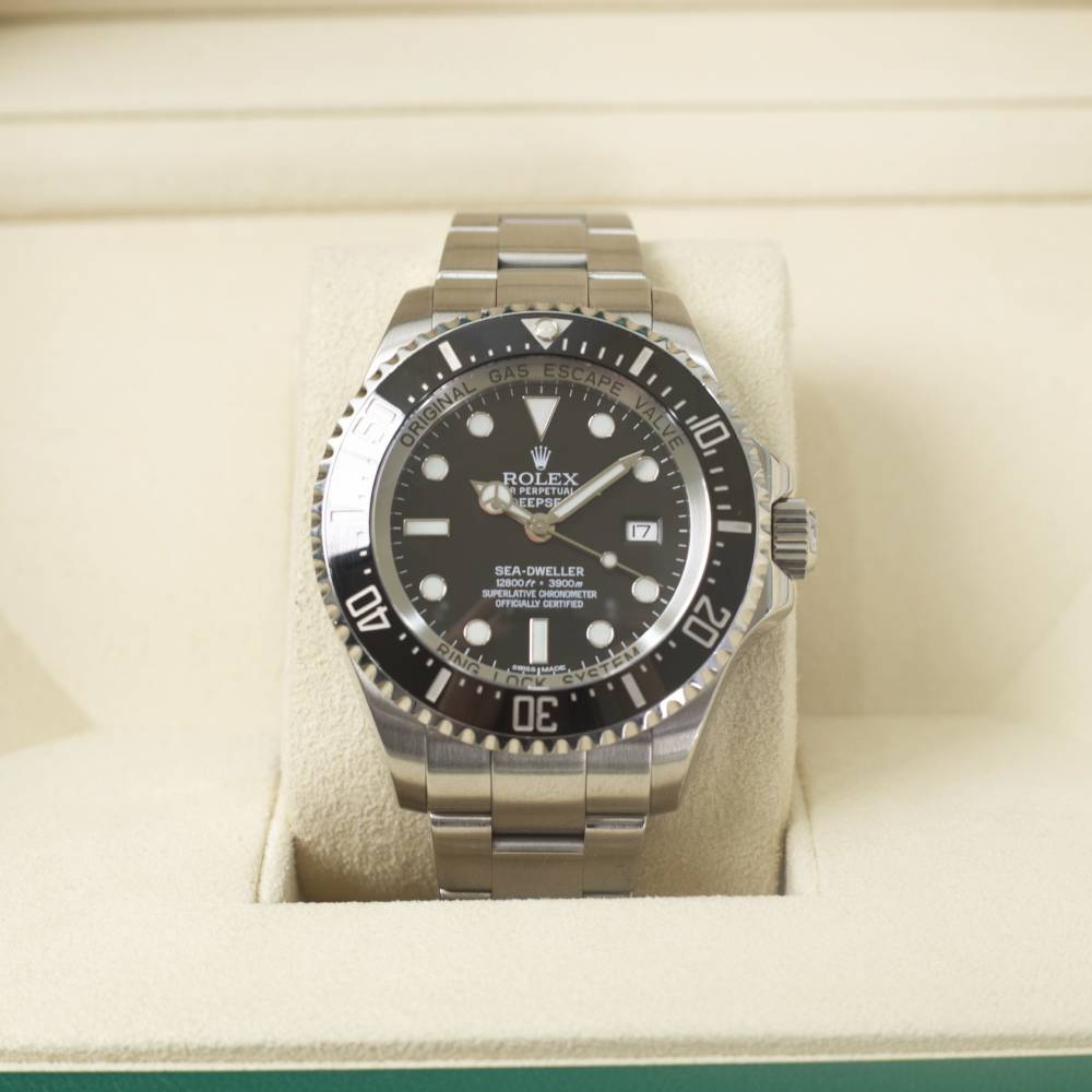 Rolex Sea-Dweller, 44mm, Stainless Steel, Black dial, Watch 116660