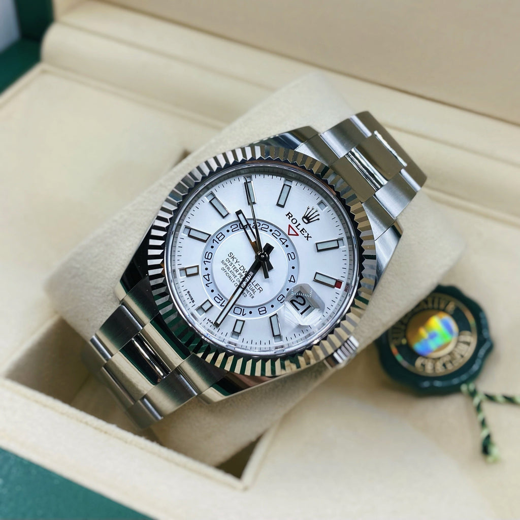 Rolex Sky-Dweller Automatic Men's 18kt White Gold White Dial Oyster Watch 326934-0001