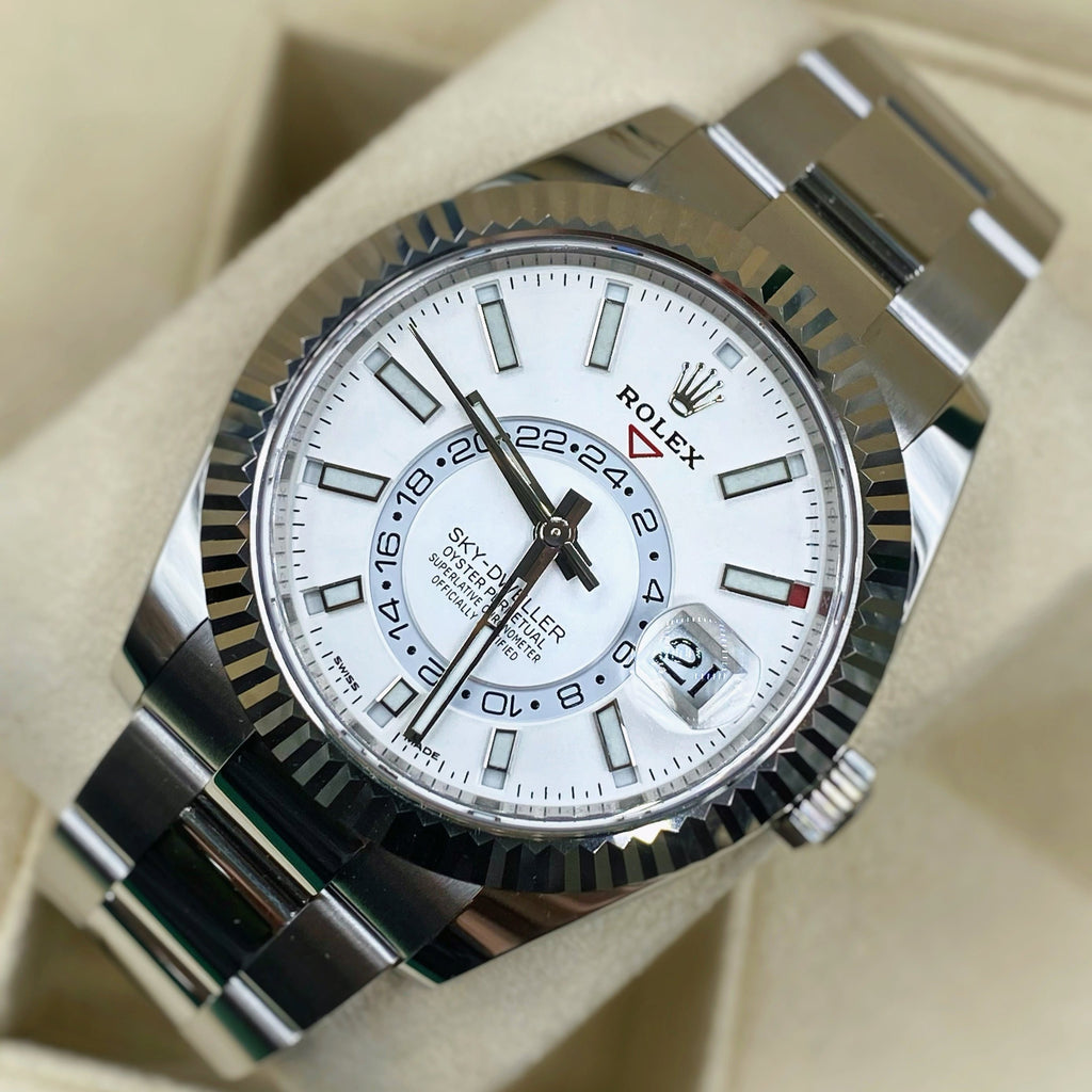 Rolex Sky-Dweller Automatic Men's 18kt White Gold White Dial Oyster Watch 326934-0001