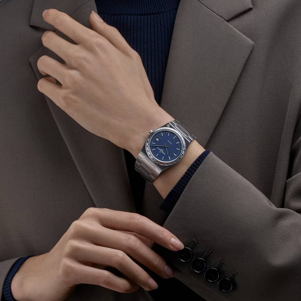 Vacheron Constantin Historiques 37mm - Ref: 4200H/222A-B934 Blue Dial in Stainless Steel Case