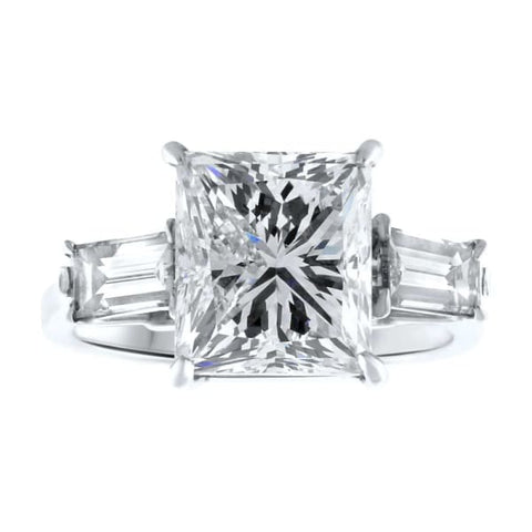 Platinum Engagement Ring With Center Diamond 