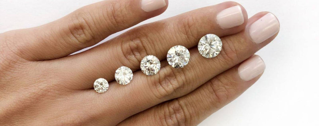 Selling diamonds for fast cash in jewelry stores or with diamond buyers.