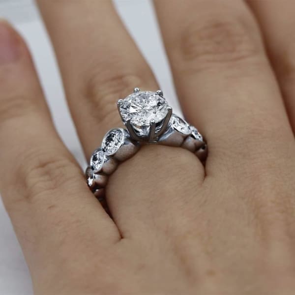 14k White Gold Engagement ring with Center 2.10ct Round cut Diamond ENG-37500, Ring on a finger