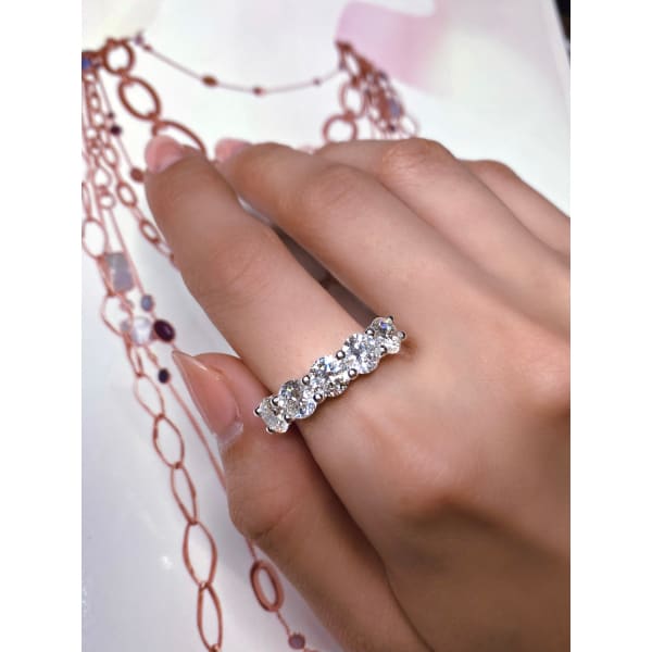 14k White Gold Round Cut Eternity Band with 3.55ct TDW 