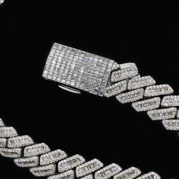 14kt White Gold Cuban Link Chain With 31.20ct Diamonds 