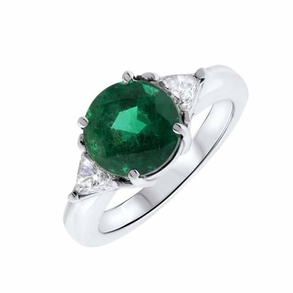 18kt White Gold Emerald Ring with 0.40CT in diamonds DS-4563632, Main view
