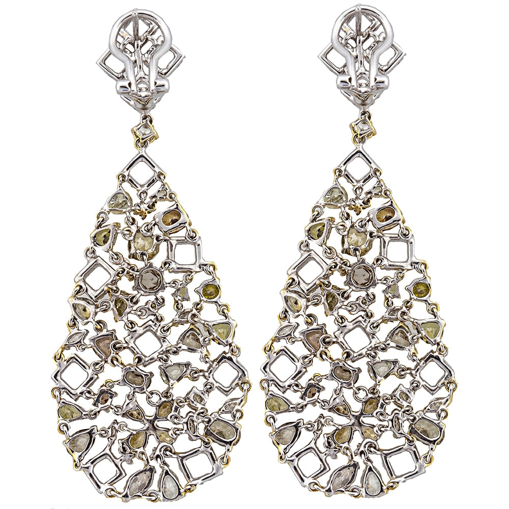 Beautiful 18k white gold Chandelier earrings with white and fancy yellow diamonds DE1116