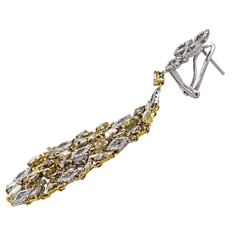 Beautiful 18k white gold Chandelier earrings with white and fancy yellow diamonds DE1116