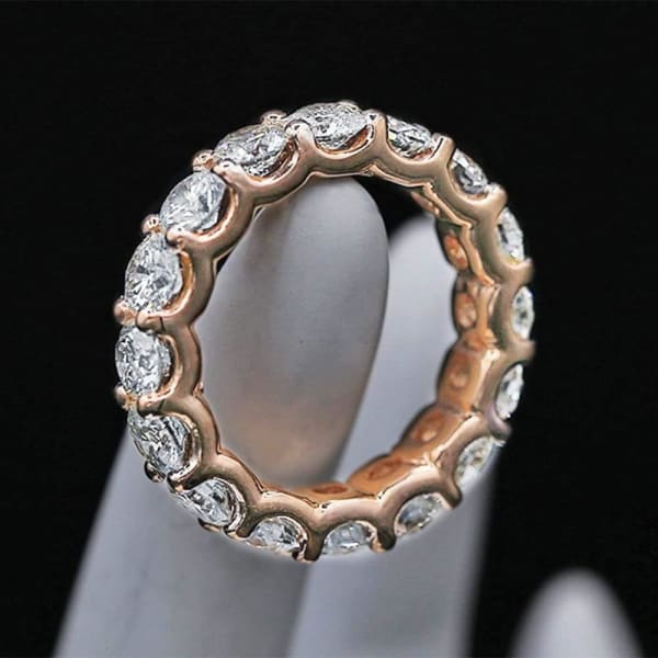 Beautiful Diamond Eternity Band features 5.00ct of Round Diamonds EN-19750 Rose Gold