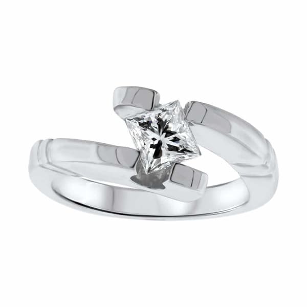 Beautiful solitaire engagement ring with 1.01CT princess cut diamond EN-172750