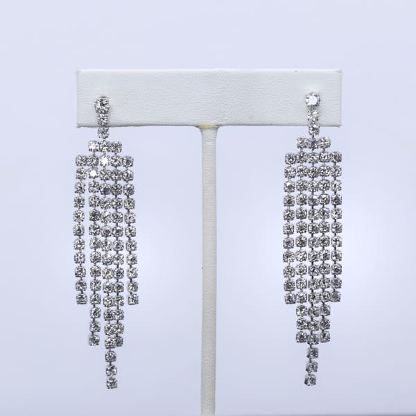 Charming 18k White Gold Diamond Earrings with 10.5 of TDW - 
